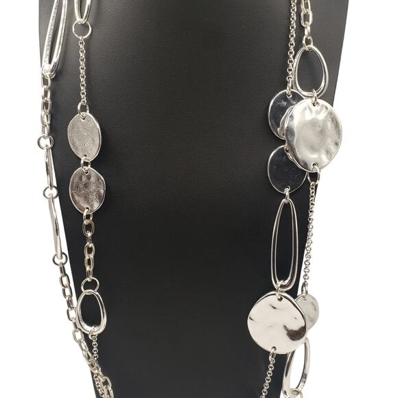 Chicos Silver Tone Necklace 41" Long Two Strand Hammered Disk Chain Statement - Picture 7 of 8